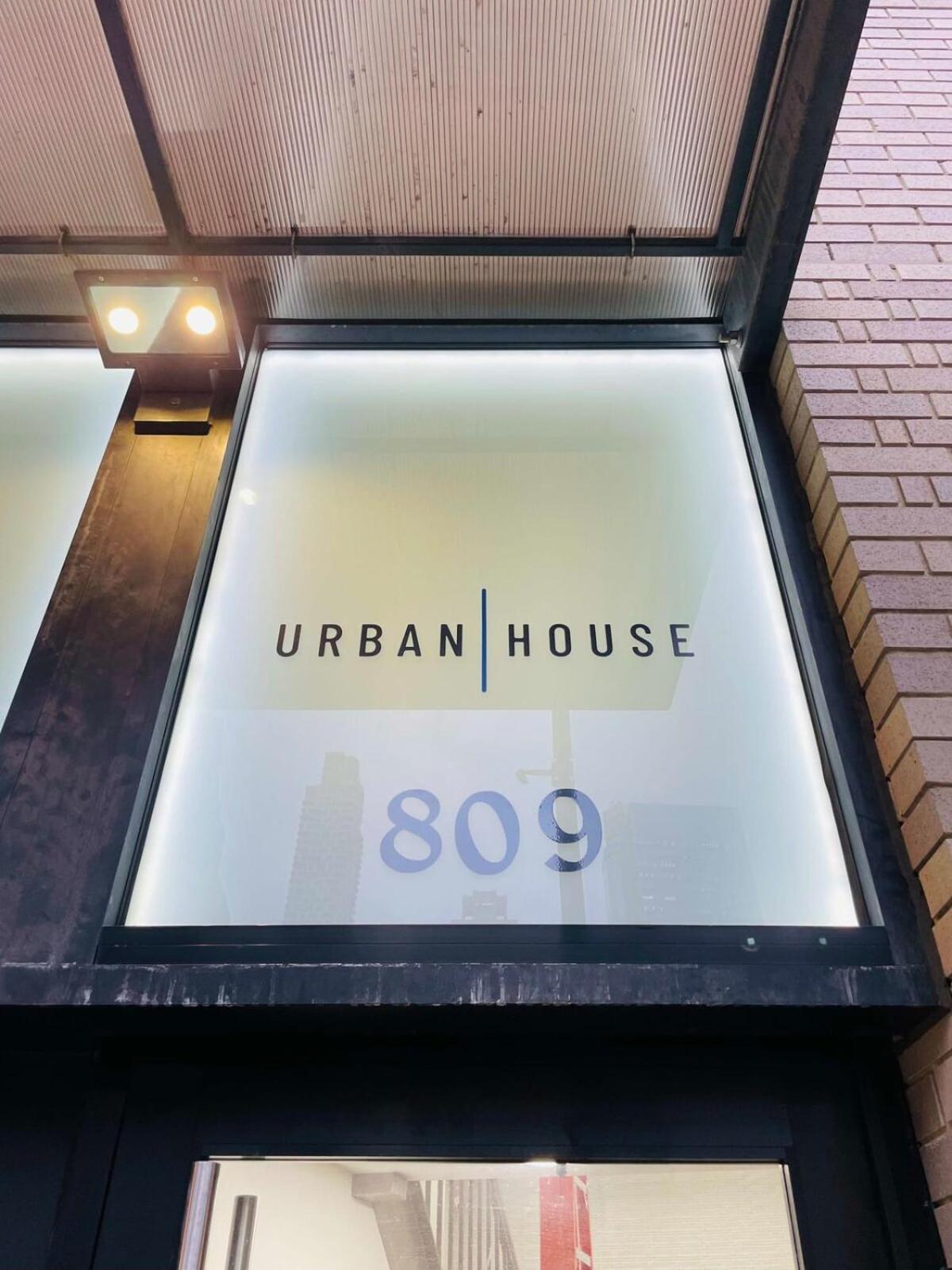 809-2a Gorgeous 1br New W&d Modern Location *